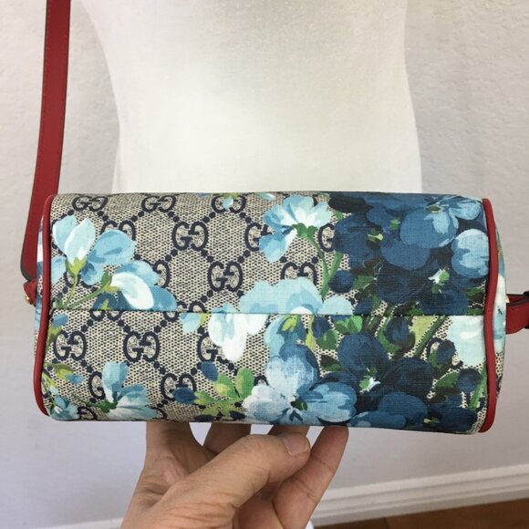 GUCCI-Mini GG Supreme Blooms Print Bag Crossbody NWT 100% Authentic - Picture 4 of 16